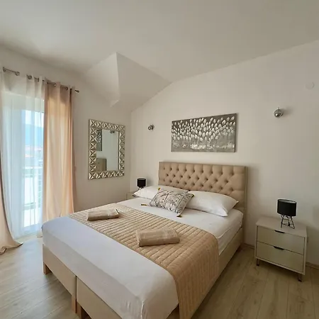 Apartment Dalmatino