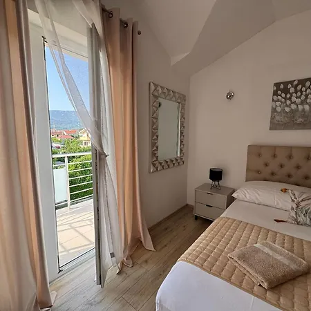 Dalmatino Apartment Kaštela
