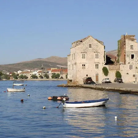 Apartment Dalmatino Kaštela